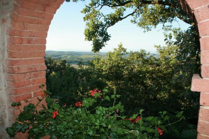 Podere Gli Oppi Toscana Villa Petroio Luaran gambar